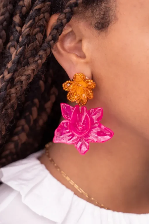 Island Oorhangers Met Oranje En Roze Bloem