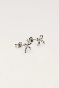 Kleine Strikjes Studs