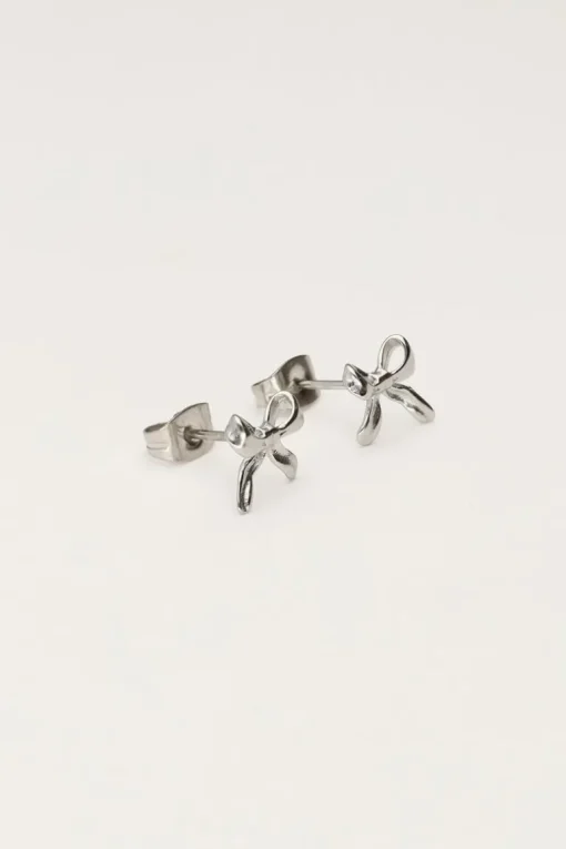 Kleine Strikjes Studs