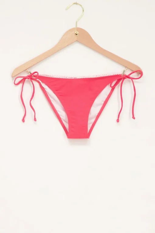 Koraal Bikini Broekje Met Crochet