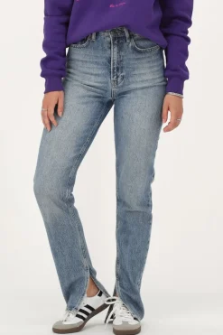 Lichtblauwe Jeans Met Split