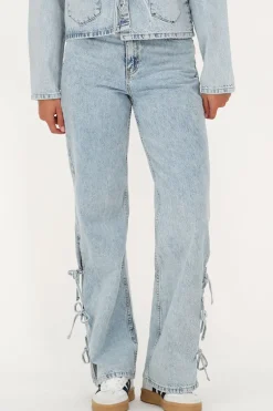Lichtblauwe Wide Leg Jeans Met Strikjes