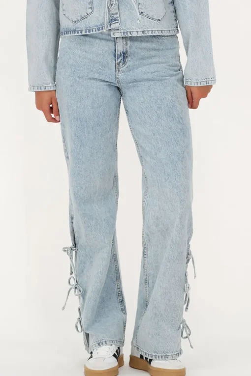Lichtblauwe Wide Leg Jeans Met Strikjes