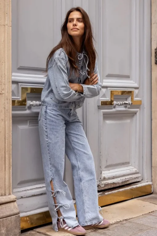 Lichtblauwe Wide Leg Jeans Met Strikjes