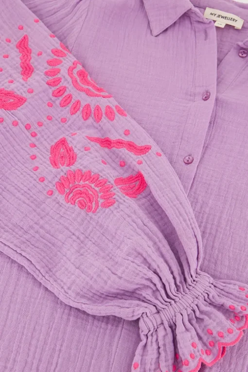 Lila Blouse Met Roze Embroidery