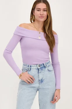Lila Off-shoulder Top Met Rib Structuur