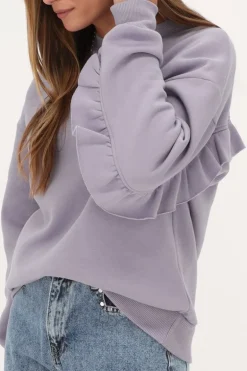 Lila Sweater Met Ruffle En Patch