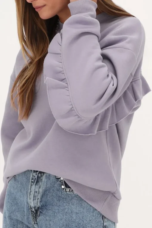 Lila Sweater Met Ruffle En Patch