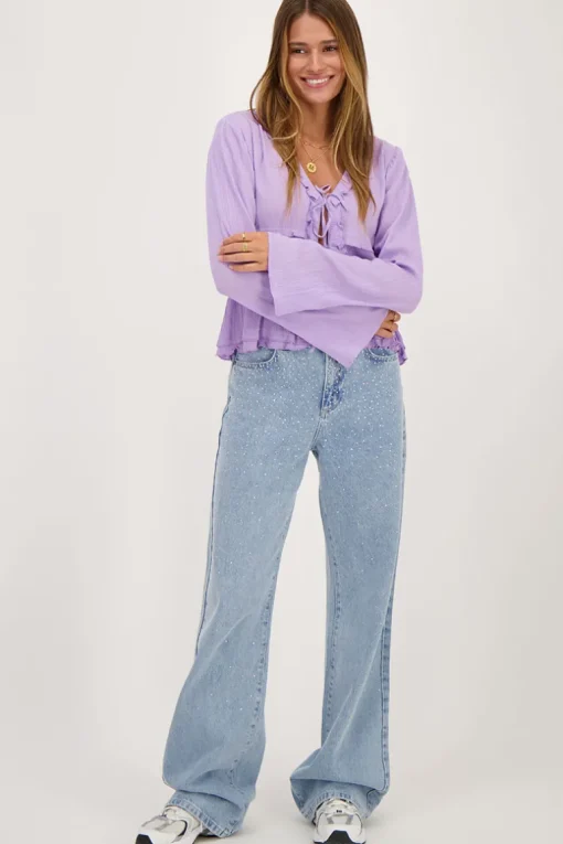 Lila Top Met Koordjes En Flared Mouwen