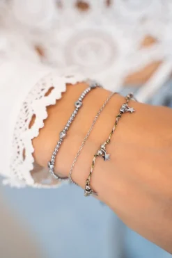 Minimalistische Armband Met Koord En Sterren