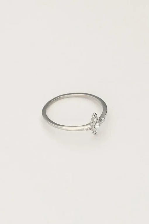Minimalistische Ring Met Parel