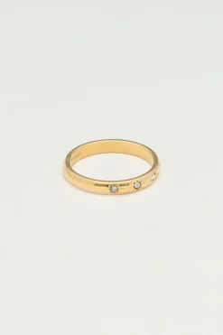 Minimalistische Ring Met Transparante Sterretjes