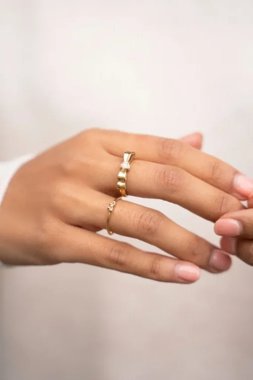 Minimalistische Ring Met Strik