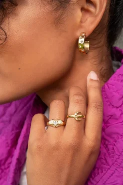 Mystic Ring Met Maan