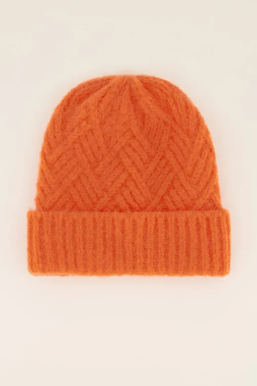 Oranje Muts Met Kabels
