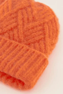 Oranje Muts Met Kabels