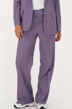 Paarse Pantalon Met Blinde Knoop