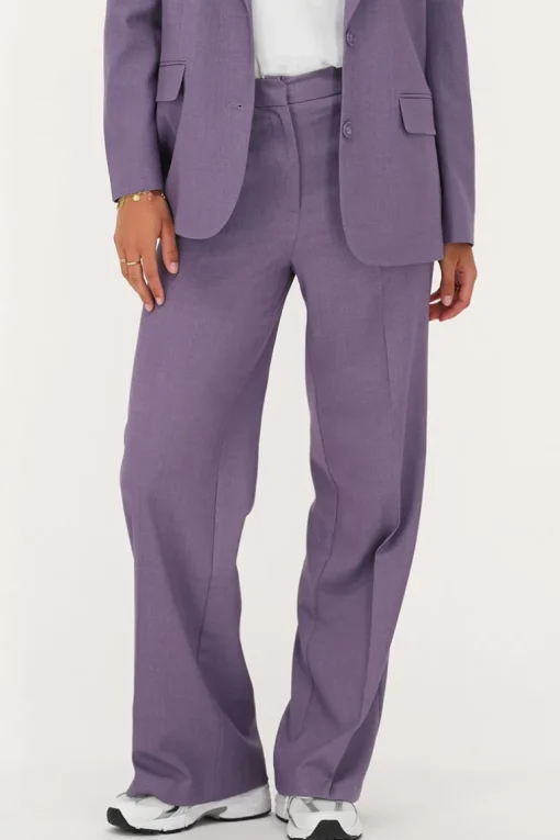 Paarse Pantalon Met Blinde Knoop