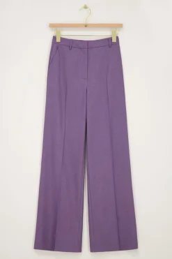 Paarse Pantalon Met Blinde Knoop