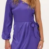 Paarse Satijnen One-shoulder Jurk Met Overslag
