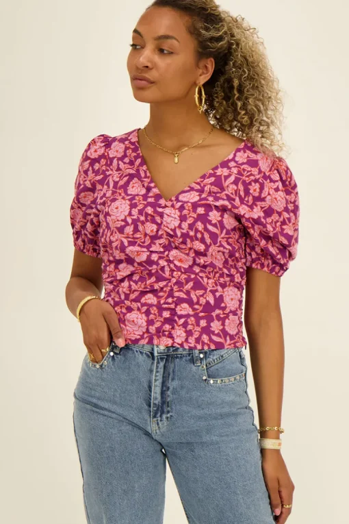Paarse Top Met Roze Bloemenprint & Plooien