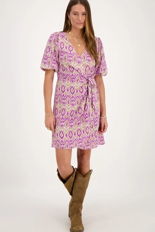 Paarse Wikkeljurk Met Aztec Print
