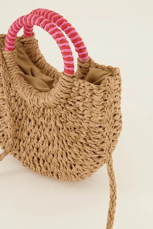 Rieten Schoudertas Met Roze Handvat