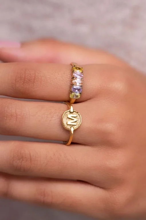 Ring Met Cirkel & Initial