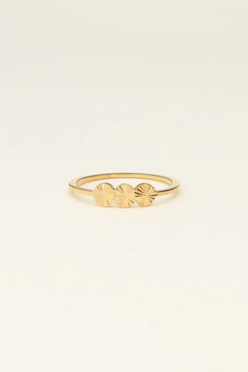 Ring Met Drie Muntjes