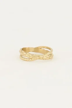 Ring Met Gedraaid Patroon