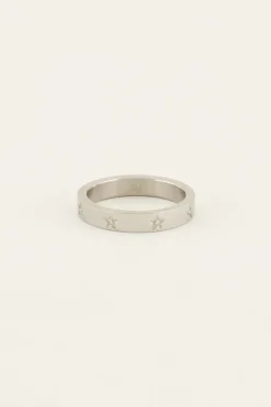 Ring Met Gegraveerde Sterretjes