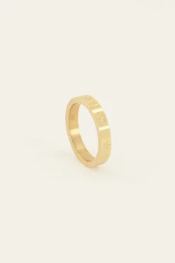 Ring Met Gegraveerde Sterretjes