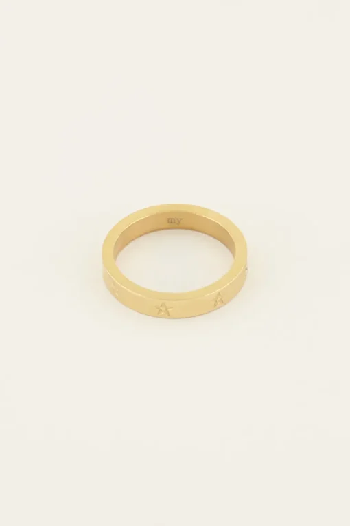 Ring Met Gegraveerde Sterretjes