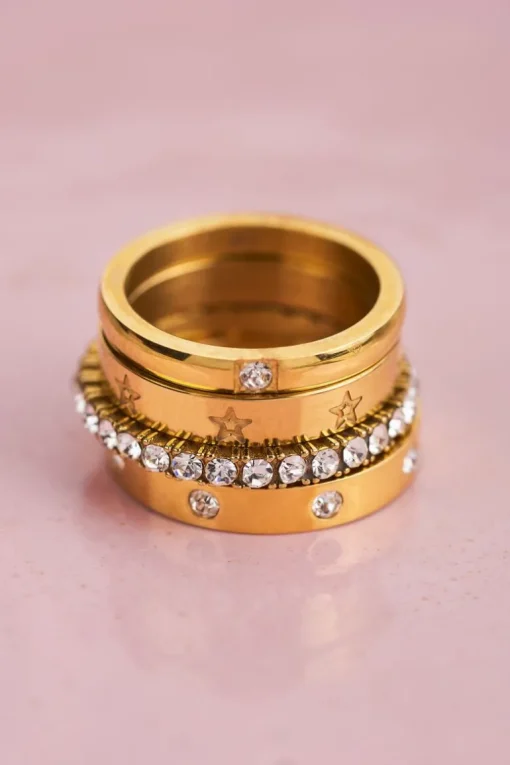 Ring Met Gegraveerde Sterretjes
