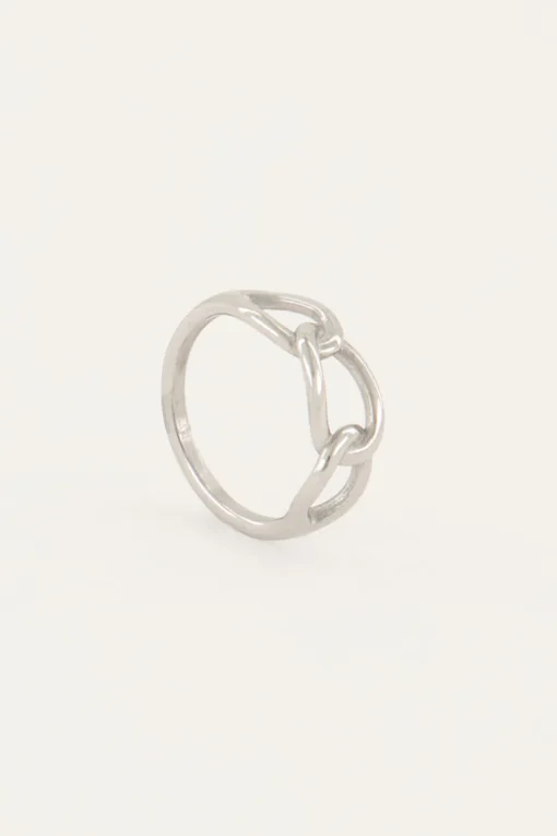 Ring Met Grote Ovale Schakels
