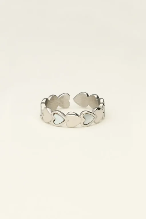 Ring Met Hartjes