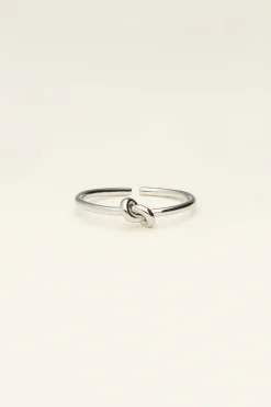 Ring Met Knoop