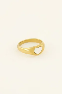 Ring Met Parelmoer Hartje