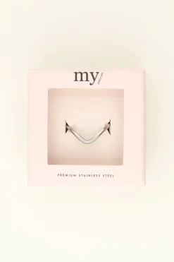 Ring Met V Shape