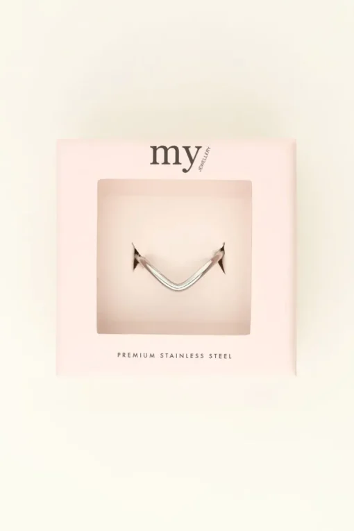 Ring Met V Shape