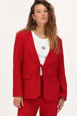Rode Blazer Met Strik