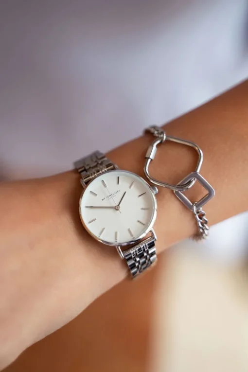 Rond Horloge Met Schakels & Witte Wijzerplaat