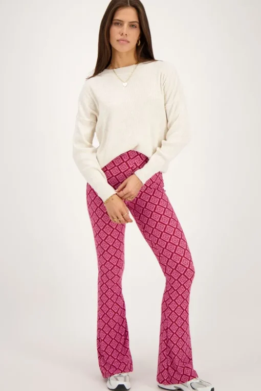 Roze Flared Broek Met Ikat Print