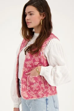 Roze Gewatteerd Gilet Met Bloemen