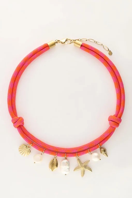 Roze Touwketting Met Schelpen Bedels
