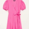 Roze Wikkeljurk Met Pofmouw