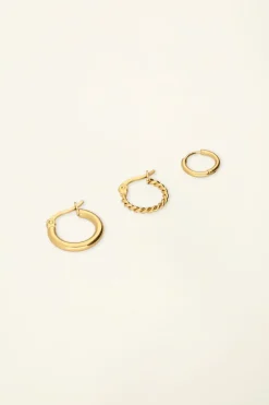 Set Van Drie Oorringen