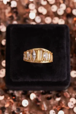 Souvenir Ring Met Stenen