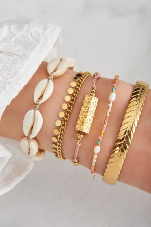 Souvenir Roze Armband Met Panterprint Bedel