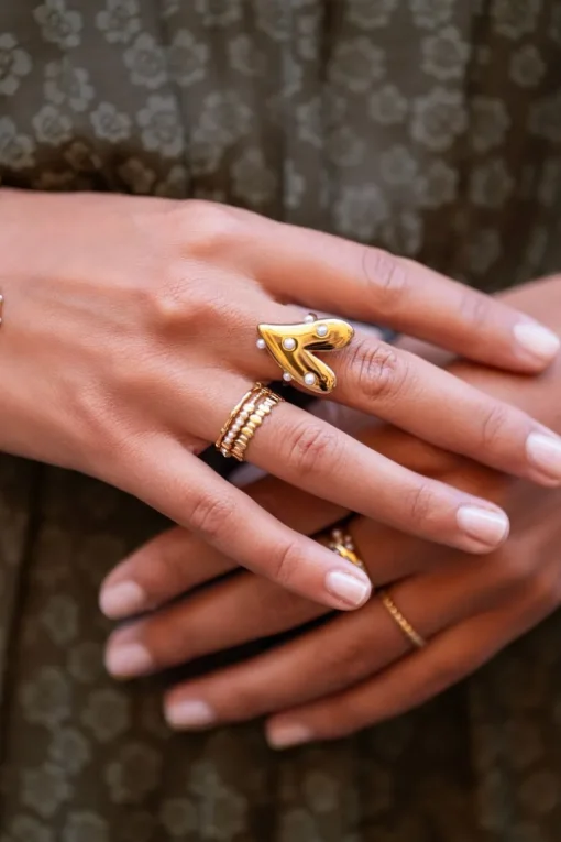 Statement Ring Met Groot Hart En Parels